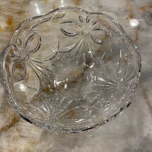 Mikasa Elegant Clear Glass Bowl